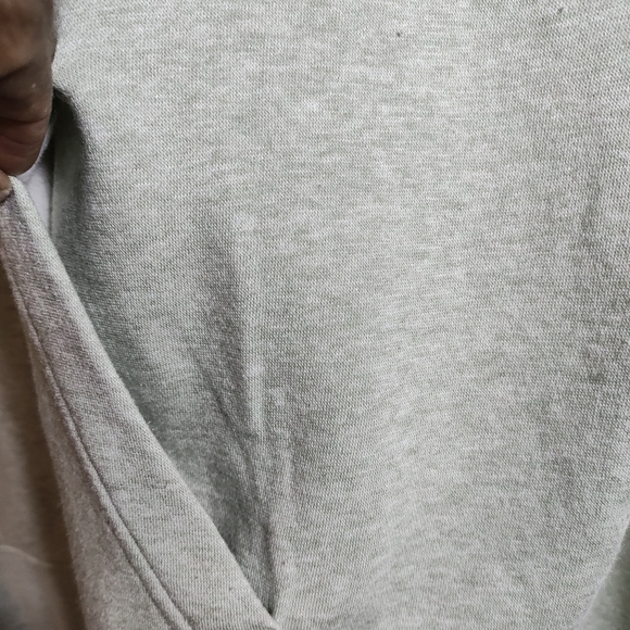 Nike Club Essentials Fleece Hoodie Size Large Green Activewear - Picture 4 of 9